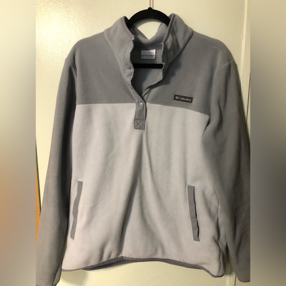 Women’s pull over fleece